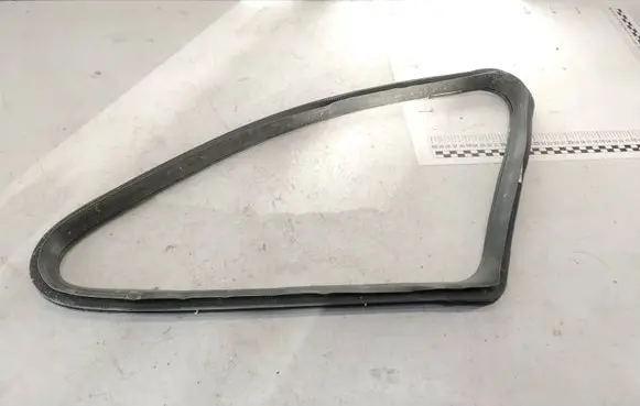 Mercedes-Benz R W251 Rear door rubber seal (on body) E03979 25167001029
