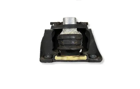 Volvo XC60 Engine mount bracket 31686885