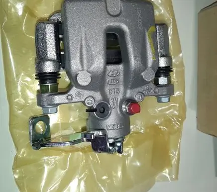 Hyundai Veloster Rear brake caliper 583002V500
