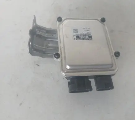 Lexus RX 450H Fuel injection pump control unit/module 8957158010 4998001011