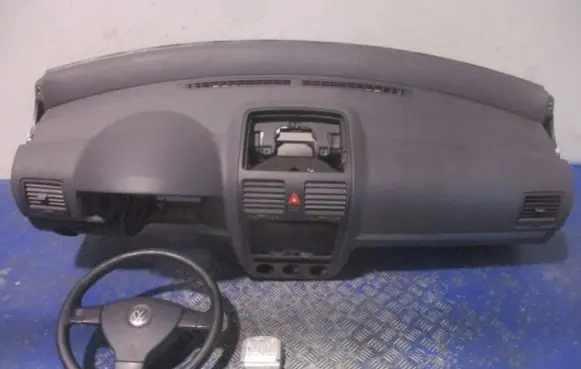 Volkswagen Golf IV Dashboard