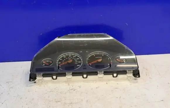 Volvo XC90 Speedometer (instrument cluster) 30682286 8691648