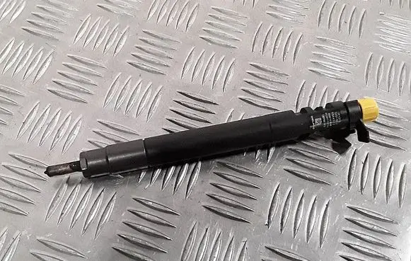 Fuel injector