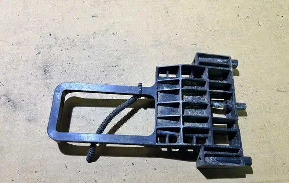 Mercedes-Benz Sprinter W906 Battery bracket A9065410040
