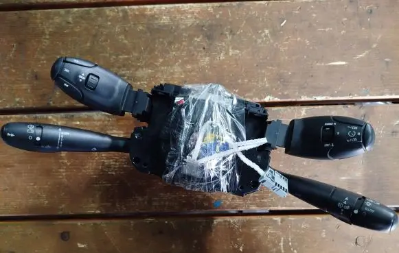 Citroen C3 Wiper turn signal indicator stalk/switch 96643943XT