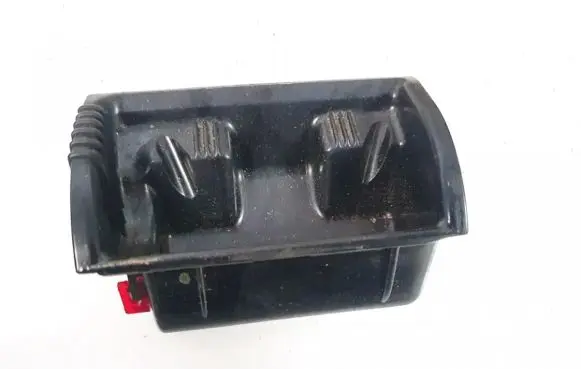 Car ashtray