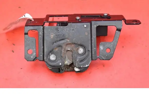 BMW X3 E83 Tailgate/trunk/boot lock/catch/latch 7201561
