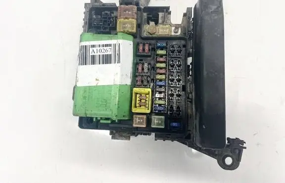 Mitsubishi Outlander Fuse box set 212031539 21203-1539