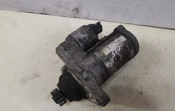 Volkswagen Golf VI Starter motor