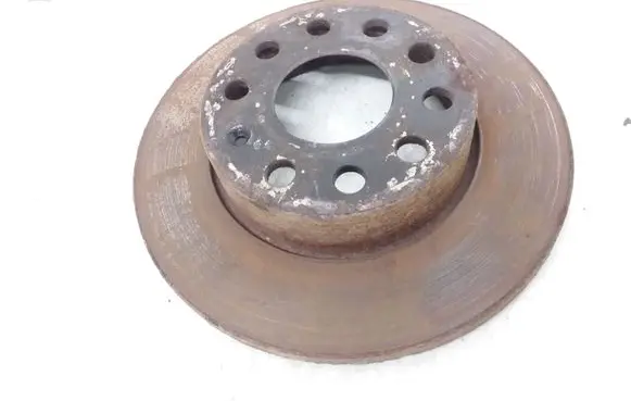 Volkswagen Touran I Rear brake disc