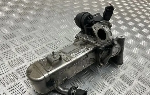Citroen DS5 EGR valve cooler 9678257280 V29012928 285201921