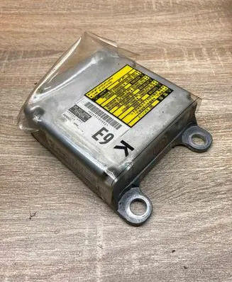 Toyota Prius (XW20) Airbag control unit/module 8917047390 1523006951