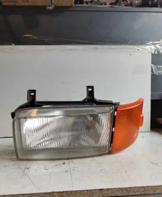 Volkswagen Transporter - Caravelle T4 Headlight/headlamp