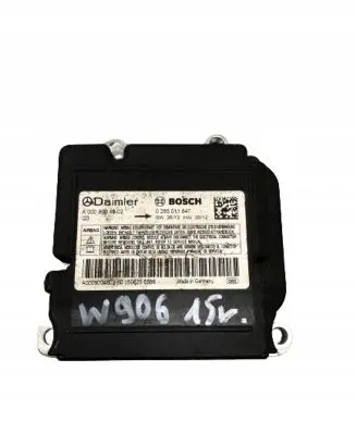 Mercedes-Benz Sprinter W906 Airbag control unit/module A0009004802
