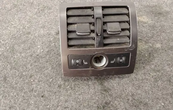 Audi A6 S6 C5 4B Rear air vent grill 4B0815743