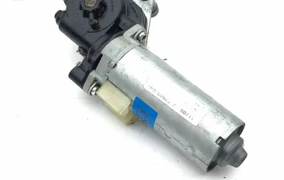 BMW 3 E92 E93 Seat adjustment motor 0130002630 P01176101 220211S