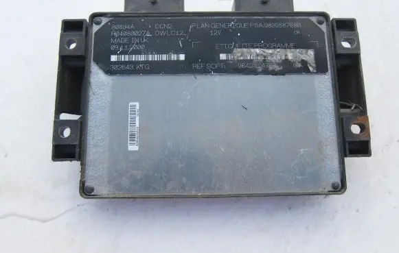 Citroen Berlingo Engine control unit/module 9839587680
