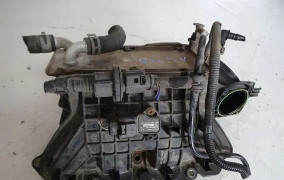 Volkswagen Scirocco Intake manifold 03C129711AD