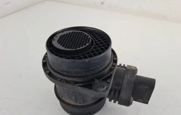 Volkswagen Fox Mass air flow meter 0281002531 038906461B