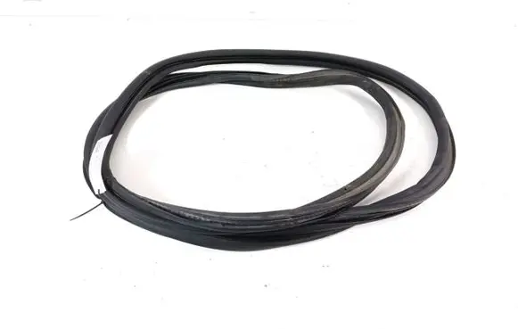 Citroen DS4 Seal rubber (tailgate) 9687394880