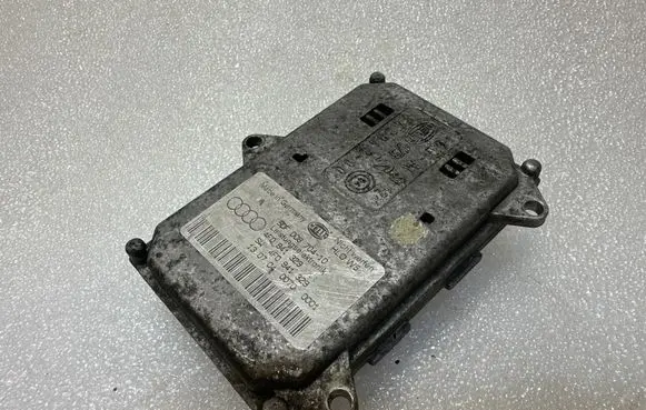 Audi A6 S6 C6 4F Headlight ballast module Xenon 4F0941329 5DF00870410