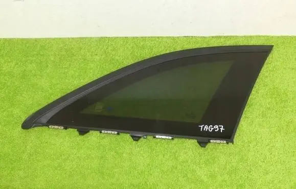Mercedes-Benz C W205 Sliding door window/glass 2056701612