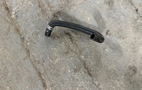 Toyota Auris E180 Engine coolant pipe/hose