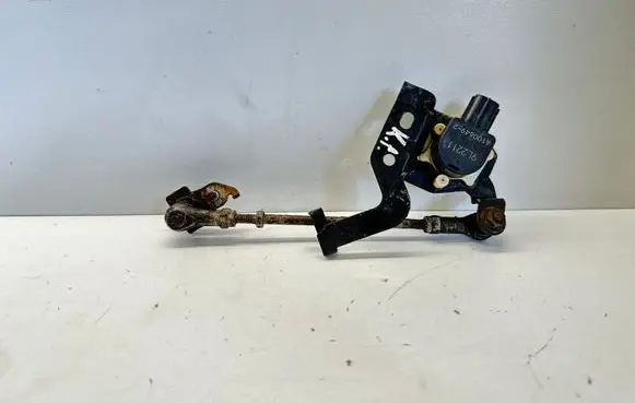 Lexus RX III Air suspension front height level sensor