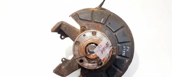 Skoda Octavia Mk2 (1Z) Front wheel hub