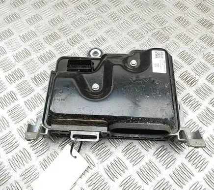 Tesla Model 3 Central body control module 156930300A 149732400G