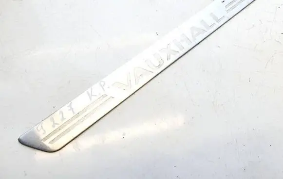 Opel Insignia A Front sill trim cover 13272116 545279093