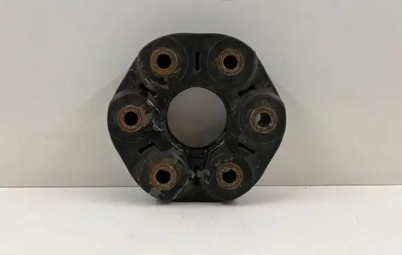 BMW M5 F90 Rear prop shaft donut coupling/joint 2284495