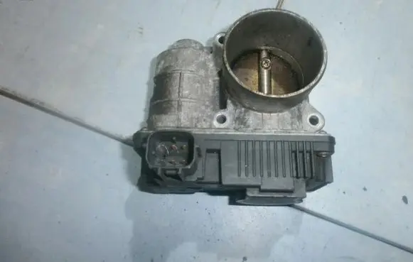Nissan Primera Throttle valve sera57601 rme6001