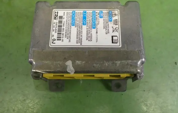 Honda Accord Airbag control unit/module 77960-SEG-G812-M1
