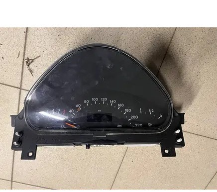 Mercedes-Benz A W168 Speedometer (instrument cluster) A1685404011 A1685404011K4