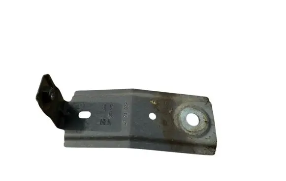 Cupra Formentor Fender mounting bracket 5FF821142