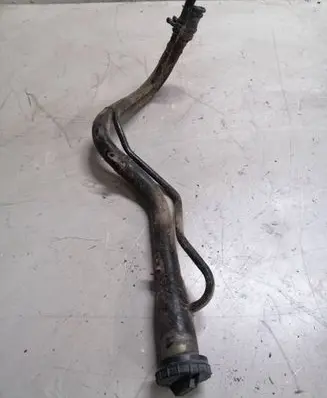 Honda CR-V Fuel tank filler neck pipe 