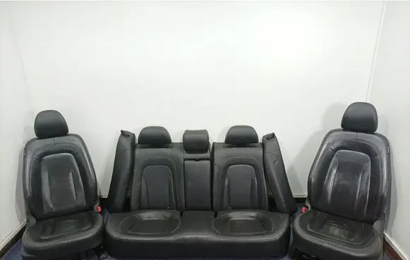 Seat set