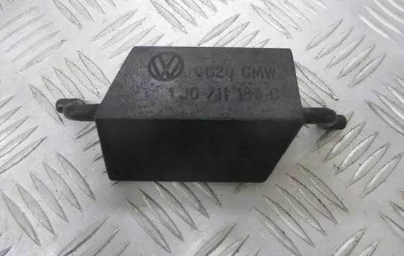 Skoda Octavia Mk1 (1U) Gear selector 1J0711183C