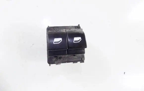 Peugeot 208 Electric window control switch