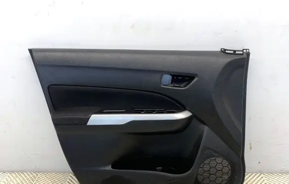 Suzuki Vitara (LY) Front door card panel trim