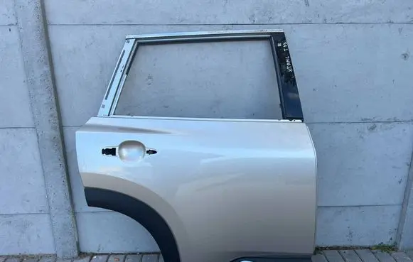 Nissan X-Trail T33 Rear door