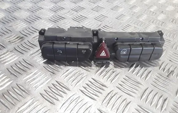 Mercedes-Benz C W203 Other dashboard part 2038214251