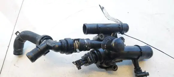 Renault Scenic II - Grand scenic II Engine coolant pipe/hose