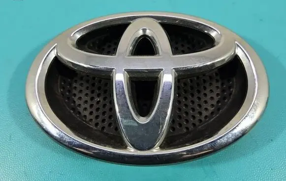 Toyota Auris 150 Front bumper upper radiator grill 7530102070 IMPRK1587332