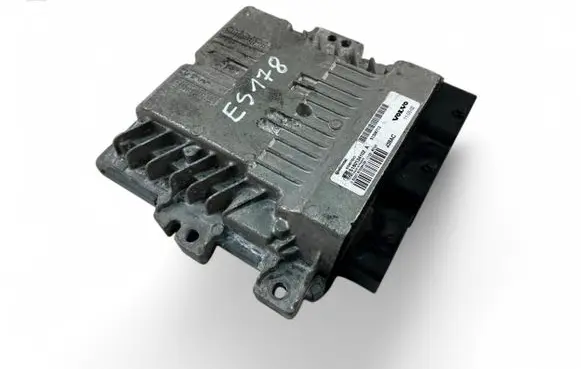 Volvo V60 Engine control unit/module ECU 31336712 S180134102A