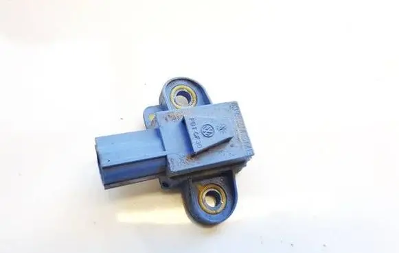 Volkswagen PASSAT B6 Airbag deployment crash/impact sensor 1K0955557A