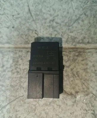 Volvo S40, V40 Other relay 95338211