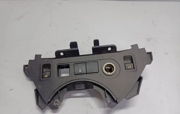 Citroen Berlingo Central console control unit 9680931977 04157T06 63110658