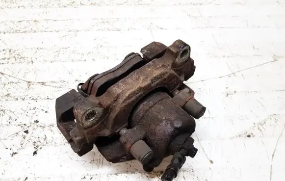 Skoda Octavia Mk2 (1Z) Front brake caliper